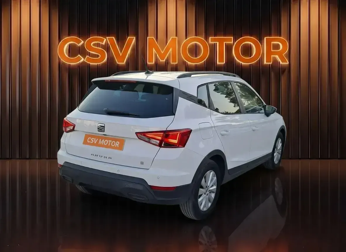 Usado Seat Arona Style 115 CV (84 kW) 2023 Blanco SUV