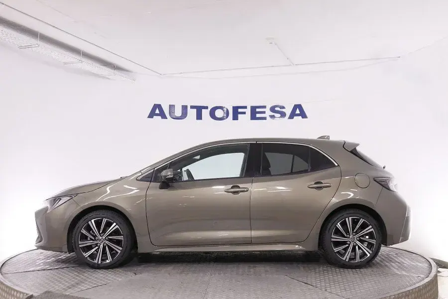 Usado Toyota Corolla Hybrid Style 122 CV (89 kW) 2022 Gris