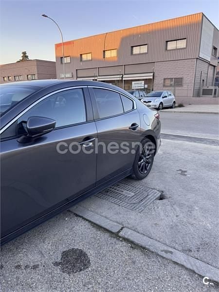 Usado Mazda 3 122 CV (89 kW) 2019 Gris / plata Berlina