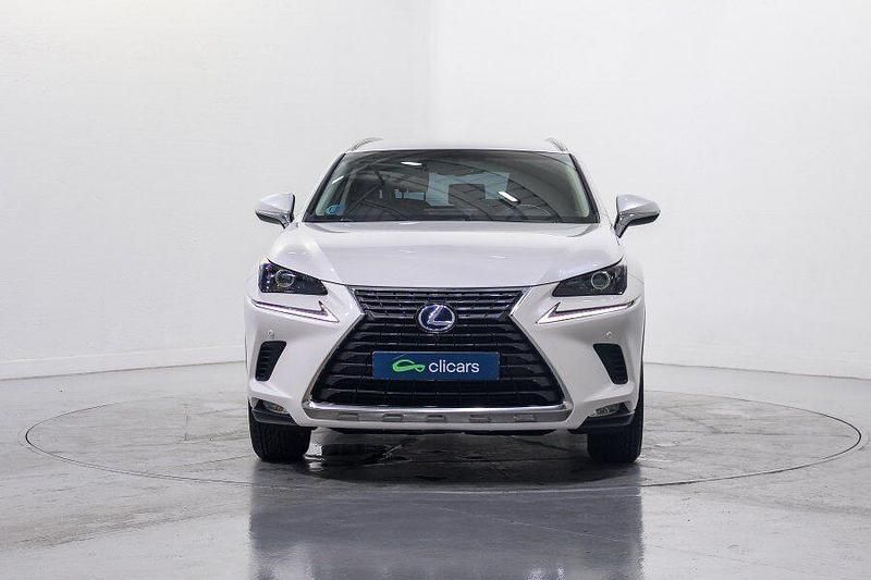Usado Lexus NX300h Sport Line 197 CV (144 kW) 2018 Blanco SUV