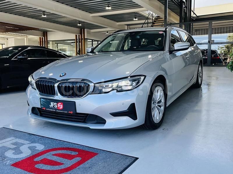 Usado BMW 318 150 CV (110 kW) 2020 Gris / plata Familiar