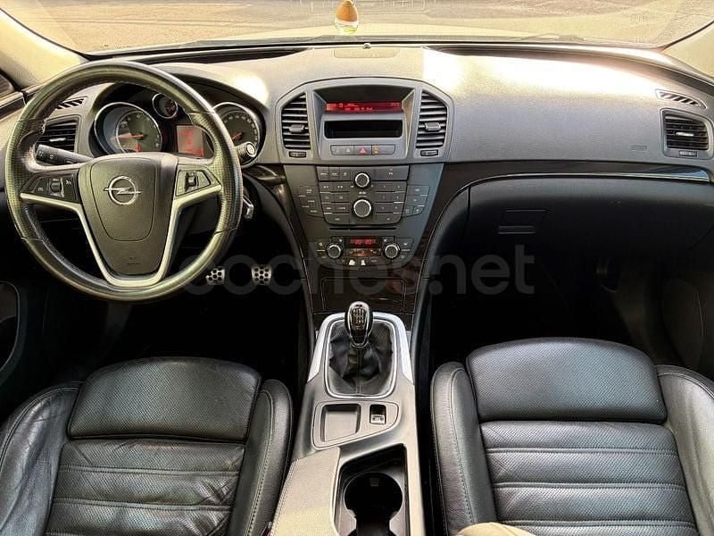 Usado Opel Insignia Cosmo 180 CV (132 kW) 2010 Blanco Berlina