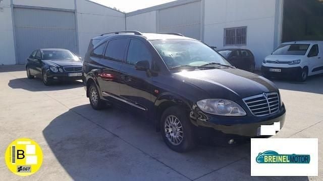Usado SsangYong Rodius Limited 165 CV (121 kW) 2013 Negro Monovolumen