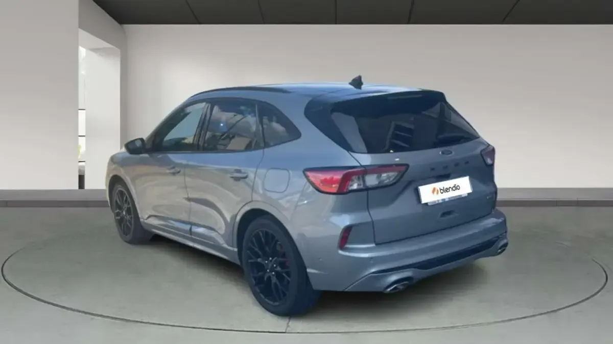 Usado Ford Kuga ST-Line 190 CV (139 kW) 2023 SUV