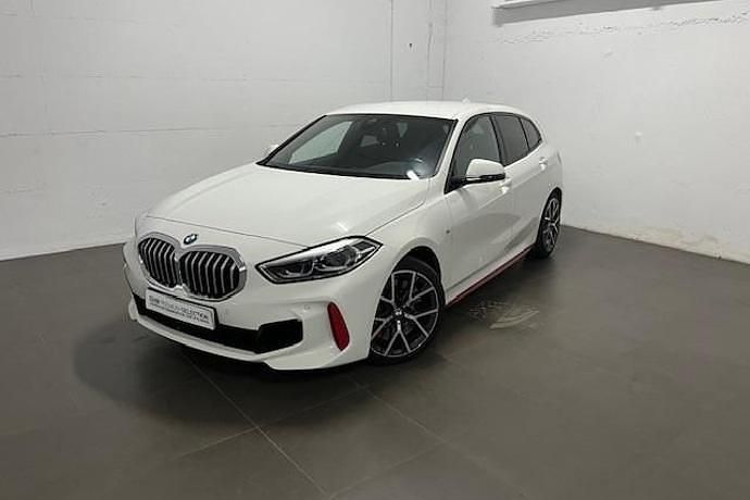 Usado BMW 128 Comfort Edition 265 CV (194 kW) 2021 Blanco Berlina