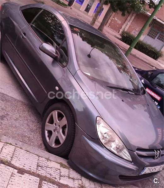 Usado Peugeot 307 CC 138 CV (101 kW) 2005 Azul Descapotable