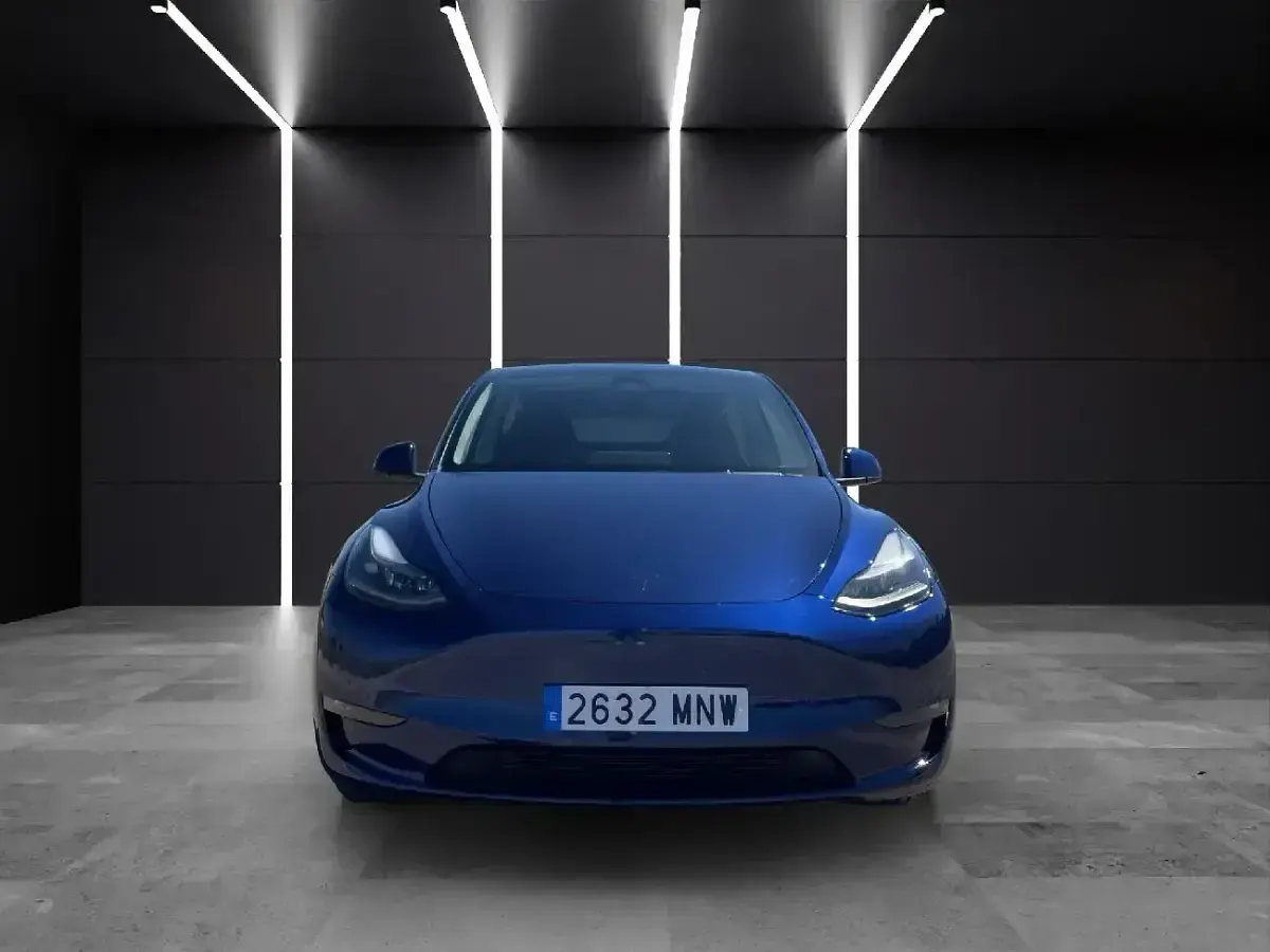 Usado Tesla Model Y 273 kW (372 CV) 2024 Azul SUV