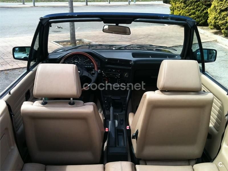 Usado BMW 318 Cabriolet 115 CV (84 kW) 1992 Azul Descapotable