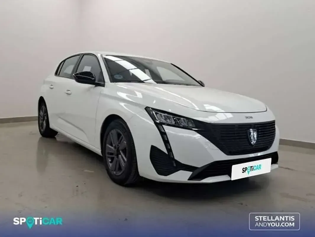 Usado Peugeot 308 Active 131 CV (96 kW) 2022 Blanco Utilitario