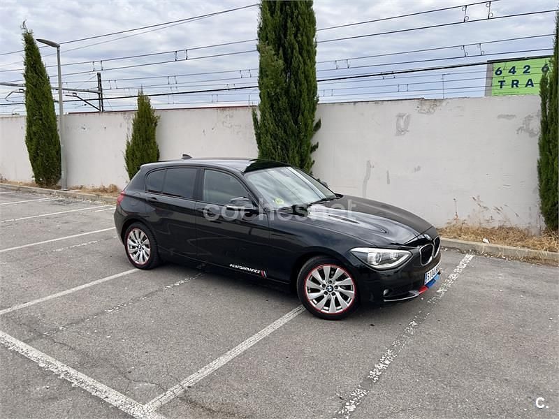 Negro Usado 2011 BMW 118 Sport Line Utilitario | 9600 € (Precio justo) - Imagen 1/4