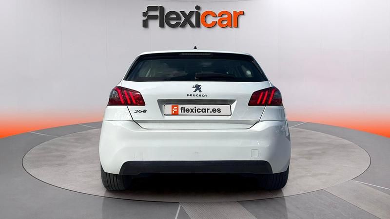 Usado Peugeot 308 Business-Line 100 CV (73 kW) 2020 Blanco Berlina