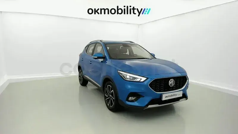 Usado MG ZS Luxury 111 CV (81 kW) 2023 Azul SUV