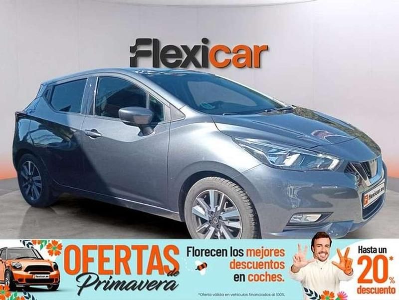 Usado Nissan Micra Acenta 71 CV (52 kW) 2019 Gris Utilitario