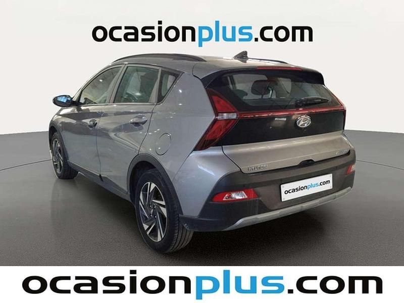 Usado Hyundai Bayon 101 CV (74 kW) 2022 Gris SUV