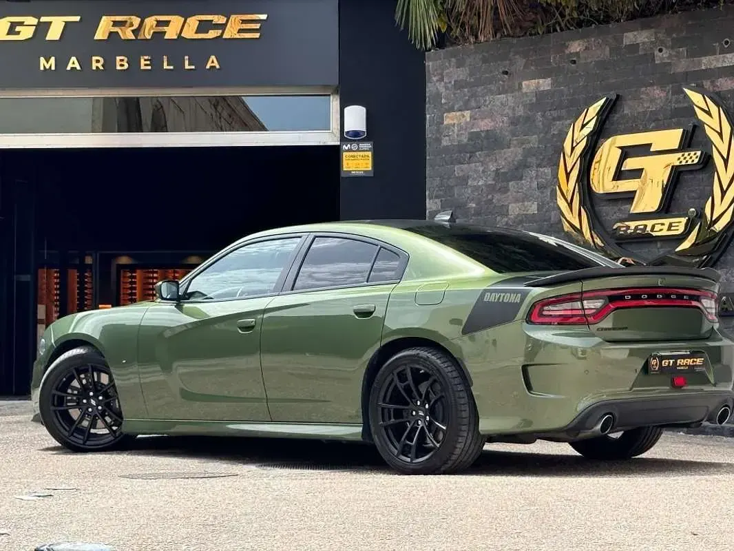 Usado Dodge Charger 491 CV (361 kW) 2020 Verde Berlina