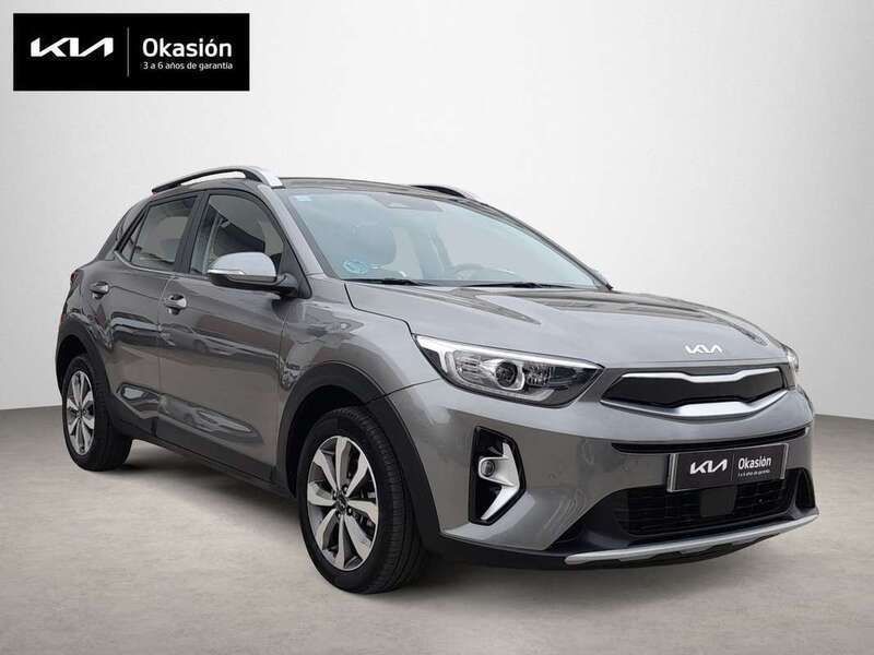 Gris Usado 2024 Kia Stonic SUV | 18.990 € (Un poco caro) - Imagen 1/2