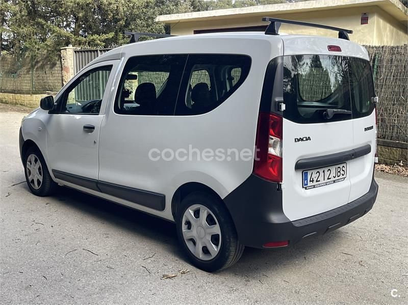 Usado Dacia Dokker Ambiance 90 CV (66 kW) 2014 Blanco Monovolumen
