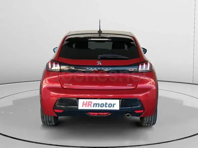 Usado Peugeot 208 GT 100 CV (73 kW) 2022 Rojo Utilitario