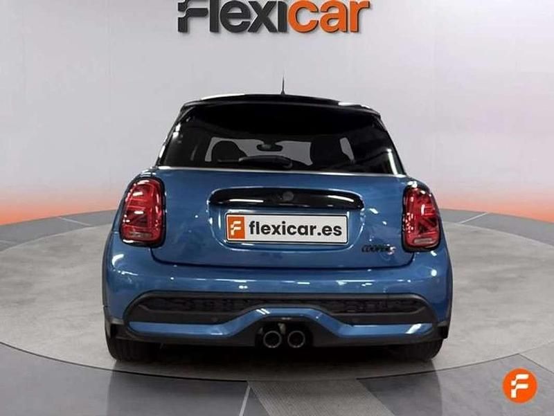 Usado Mini Cooper 178 CV (130 kW) 2022 Azul Utilitario