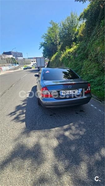 Usado Mercedes E350 Elegance 272 CV (200 kW) 2005 Verde Berlina