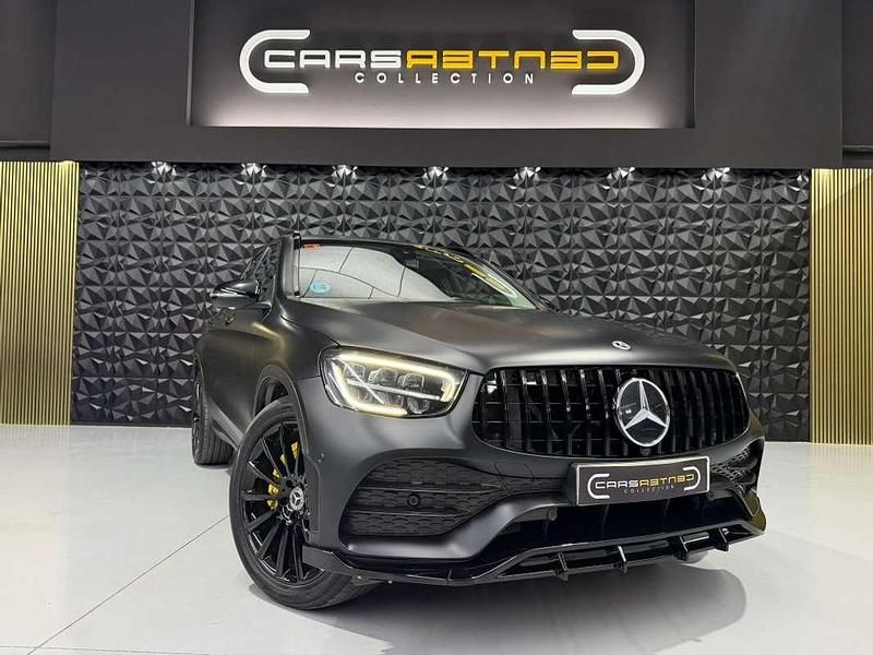Usado Mercedes GLC220 194 HP (142 kW) 2021 Preto Coupé
