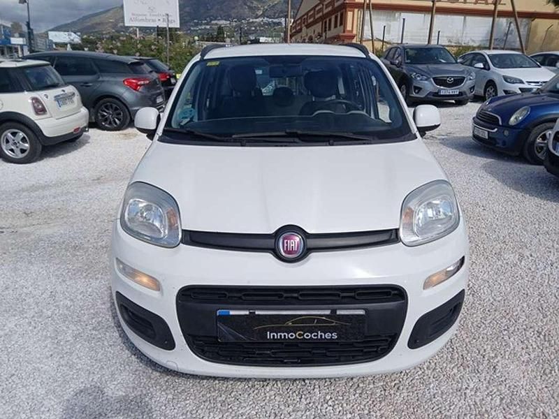 Usado Fiat Panda Young 70 HP (51 kW) 2016 Branco Citadino