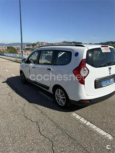 Usado Dacia Lodgy Comfort 115 CV (84 kW) 2019 Blanco Monovolumen