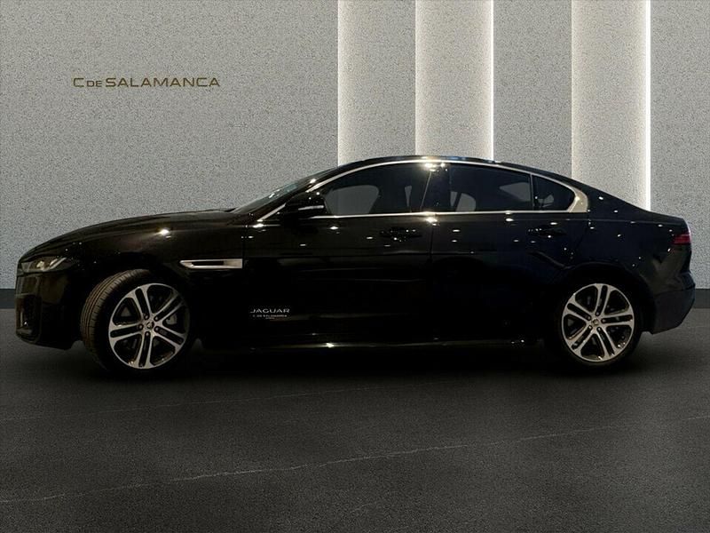 Usado Jaguar XE R 204 CV (150 kW) 2024 Negro Berlina