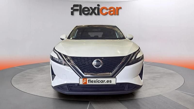 Käytetty Nissan Qashqai Acenta 140 HP (102 kW) 2022 Valkoinen Katumaasturi