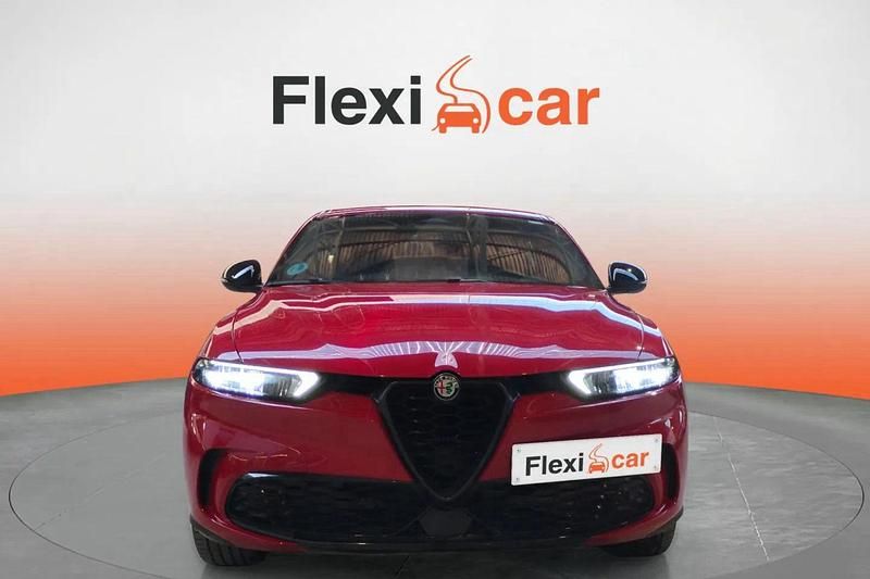 Usado Alfa Romeo Tonale Sprint 131 CV (96 kW) 2022 Rojo SUV