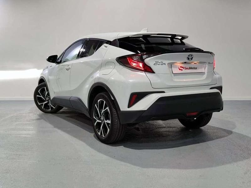 Usado Toyota C-HR Advance 122 CV (89 kW) 2020 Blanco SUV