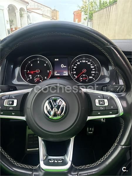 Usado VW Golf VII GTD 184 HP (135 kW) 2017 Preto Sedan