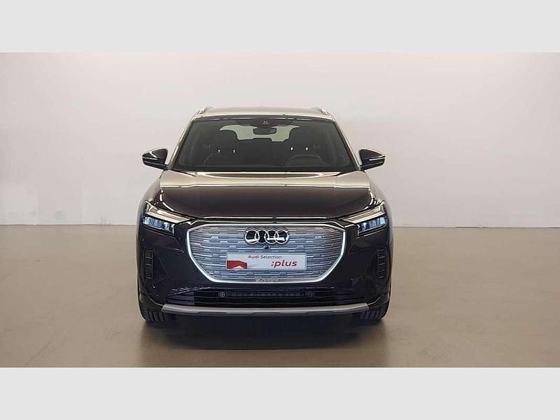 Usado Audi Q4 e-tron Advanced Plus 150 kW (204 CV) 2024 Plateado SUV