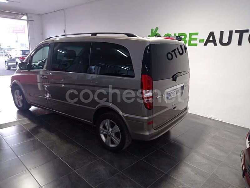 Usado Mercedes Viano 163 CV (119 kW) 2012 Beige Monovolumen