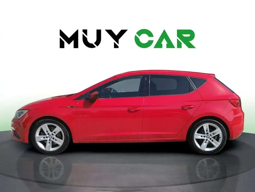 Usado Seat Leon FR 150 CV (110 kW) 2020 Rojo Utilitario