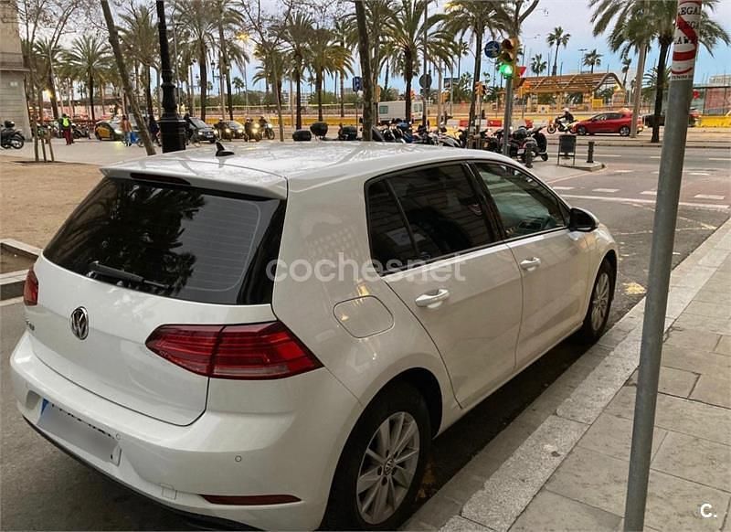 Usado VW Golf VII 115 CV (84 kW) 2018 Blanco Berlina