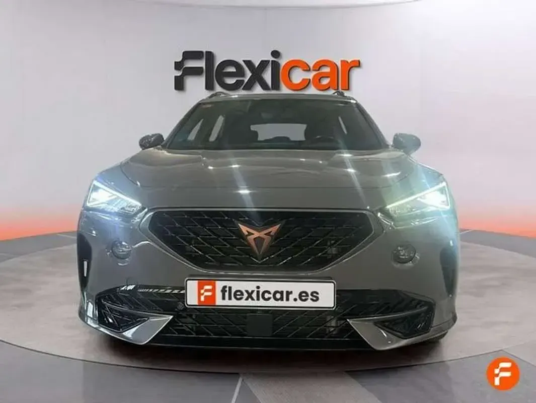 Usado Cupra Formentor 204 CV (150 kW) 2021 Gris SUV