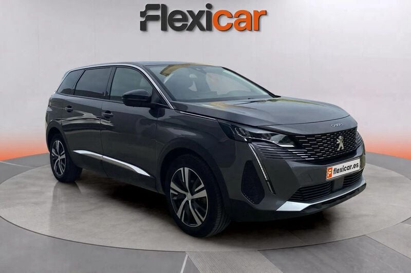 Gris Usado 2022 Peugeot 5008 Allure Monovolumen | 21.890 € (Buen precio) - Imagen 1/4