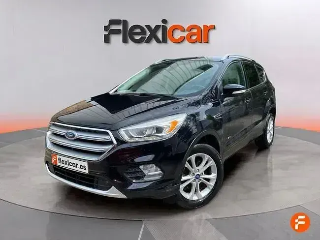 Usado Ford Kuga Titanium 150 CV (110 kW) 2017 Negro SUV