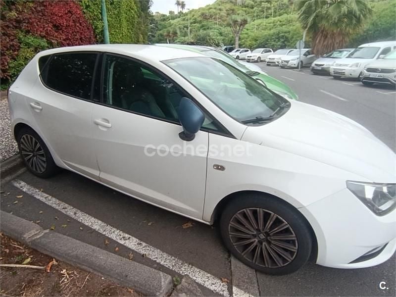 Usado Seat Ibiza CONNECT 95 CV (69 kW) 2016 Blanco Berlina
