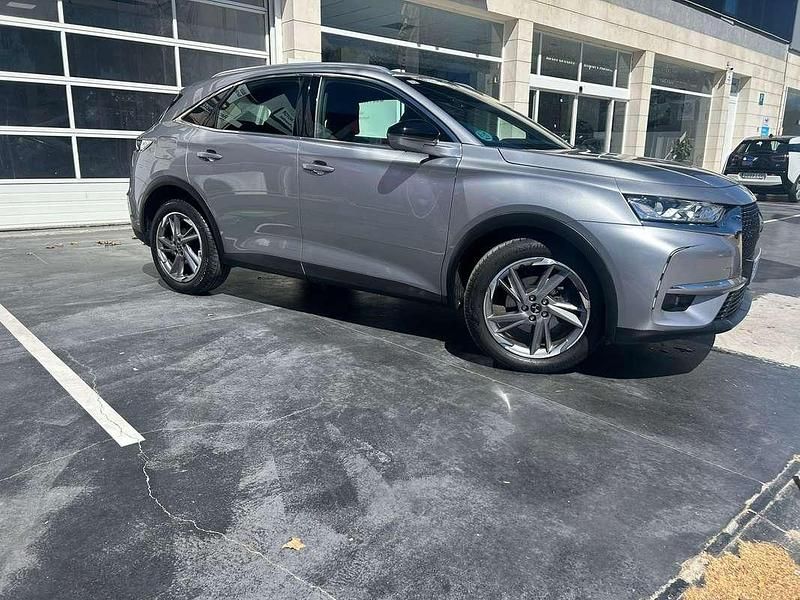 Usado DS Automobiles DS7 Crossback So Chic 130 CV (95 kW) 2020 Gris / plata SUV