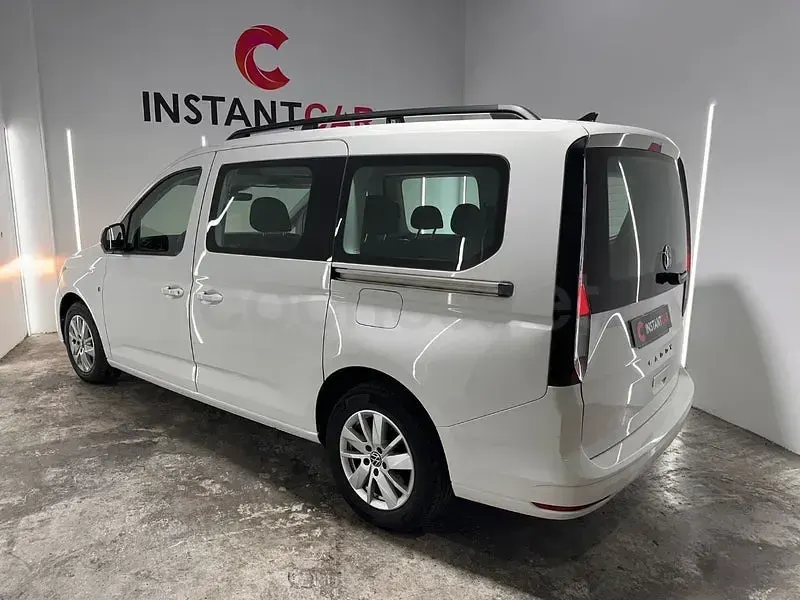 Usado VW Caddy 102 CV (75 kW) 2021 Blanco Monovolumen