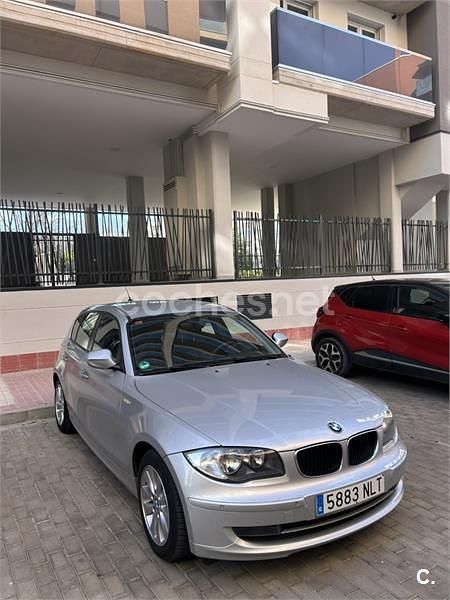 Usado BMW 116 122 CV (89 kW) 2010 Gris / plata Utilitario