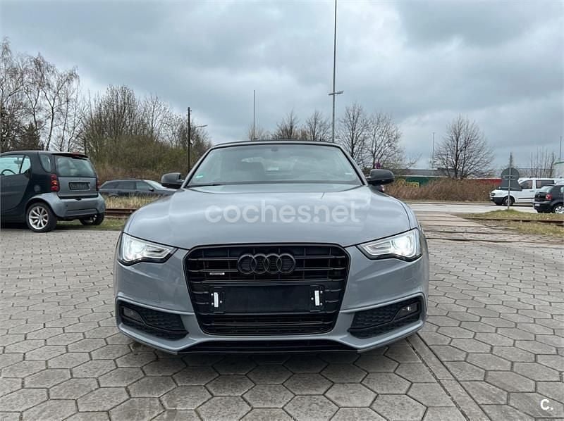 Usado Audi A5 Cabriolet S-Line 245 CV (180 kW) 2014 Gris / plata Descapotable