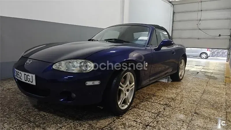 Usado Mazda MX5 Active 110 CV (80 kW) 2005 Azul Descapotable