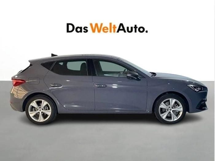 Usado Seat Leon FR 204 CV (150 kW) 2024 Gris