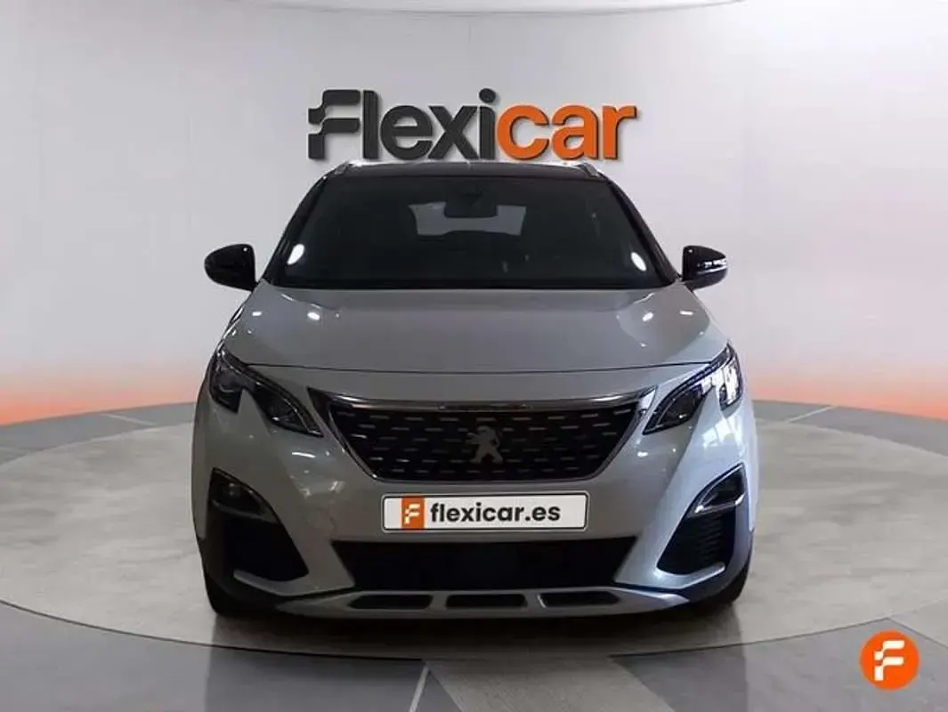 Usado Peugeot 3008 Active 131 CV (96 kW) 2020 Blanco SUV