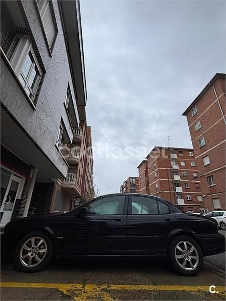 Negro Usado 2005 Jaguar X-type Classic Berlina | 1500 € (Buen precio) - Imagen 1/3