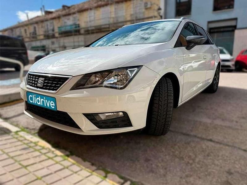 Usado Seat Leon ST Style 116 CV (85 kW) 2017 Blanco Familiar