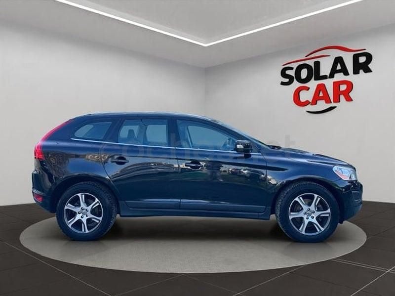 Usado Volvo XC60 Drive Kinetic 163 CV (119 kW) 2011 Negro SUV